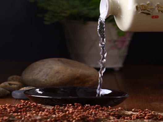 白酒企業(yè)商標(biāo)注冊(cè)哪一類(lèi)？