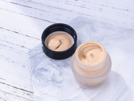 粉底商標注冊的材料是什么？