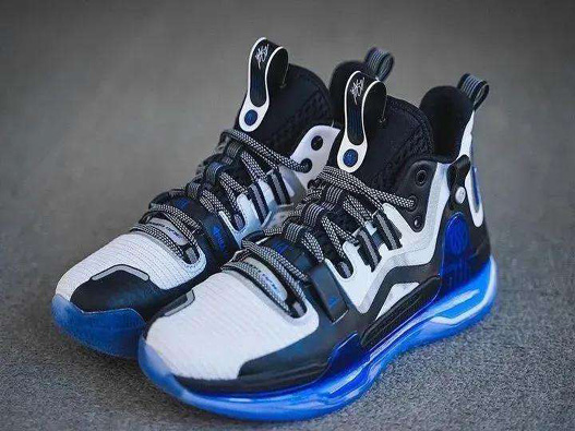 球鞋商標(biāo)注冊(cè)的費(fèi)用是多少？